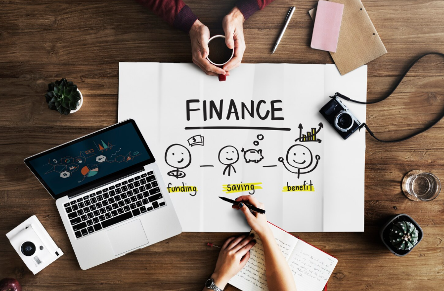 AI in personal finance illustrated through budgeting, saving, and benefit planning concepts